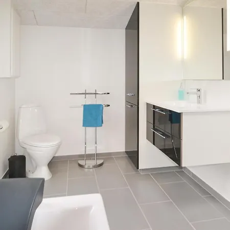 بيت للعطل Pet Friendly Home In Hvide Sande With Sauna *