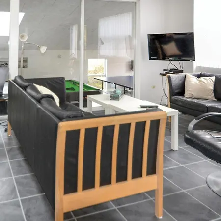 بيت للعطل Pet Friendly Home In Hvide Sande With Sauna