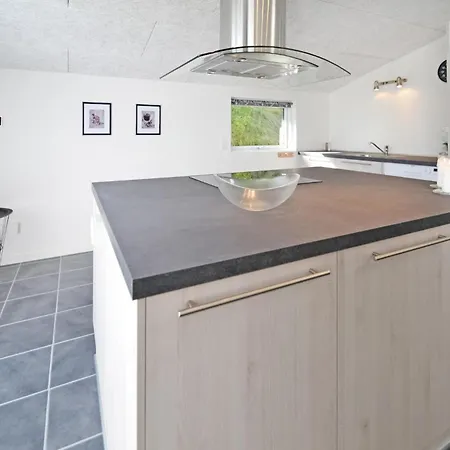 In With Kitchen Hvide Sande
