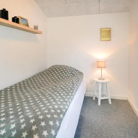 بيت للعطل Pet Friendly Home In Hvide Sande With Sauna *